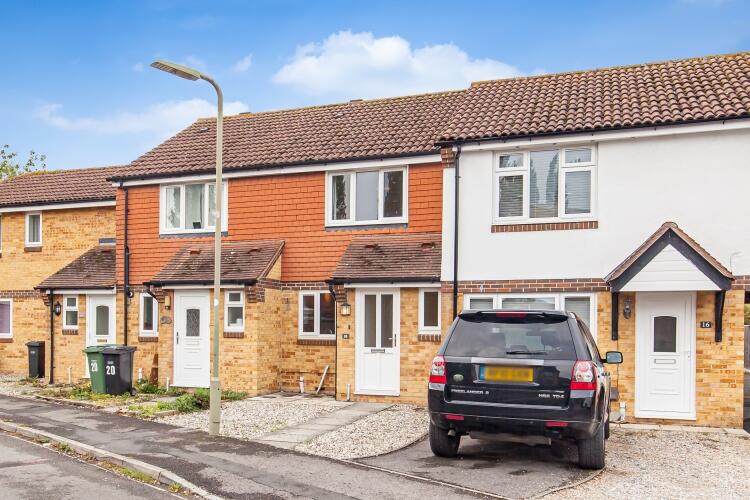 2 bed Mid Terraced House for rent in Didcot. From Finders Keepers - Abingdon