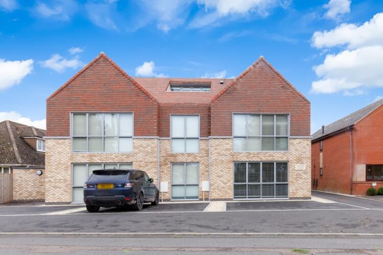2 bed Apartment for rent in Boars Hill. From Finders Keepers - Abingdon 2 bed Apartment for rent in Boars Hill. From Finders Keepers - Abingdon