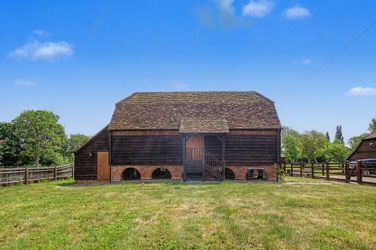 2 bed Barn for rent in Steventon. From Finders Keepers - Abingdon