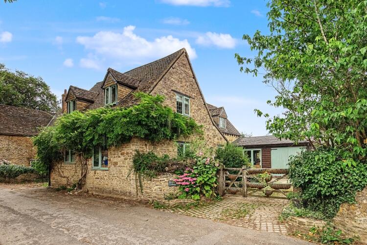 4 bed Cottage for rent in Longworth. From Finders Keepers - Abingdon
