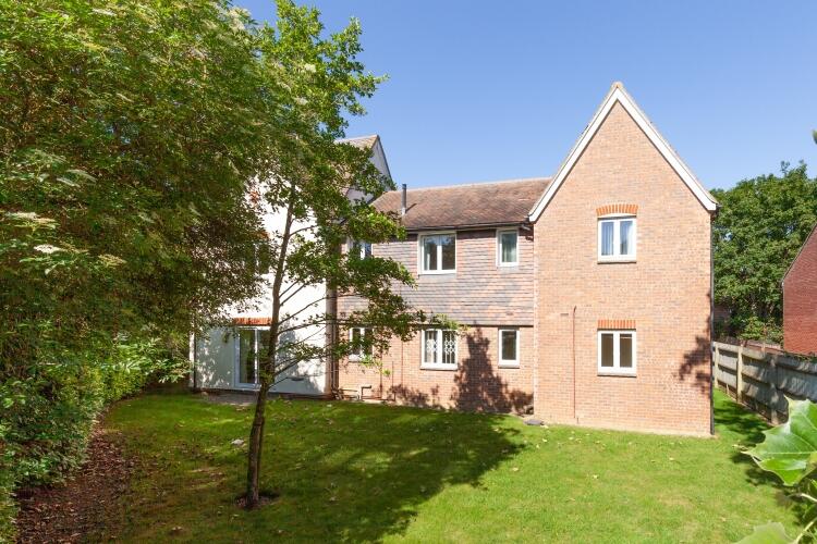 2 bed Apartment for rent in Culham. From Finders Keepers - Abingdon