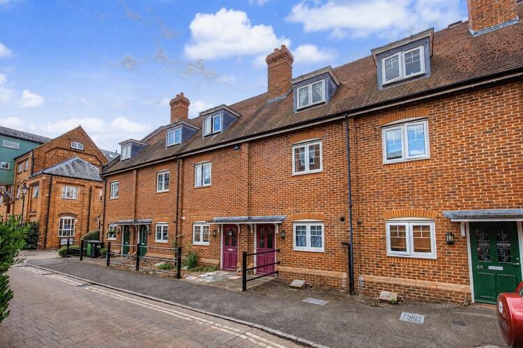 3 bed Town House for rent in Abingdon-on-Thames. From Finders Keepers - Abingdon