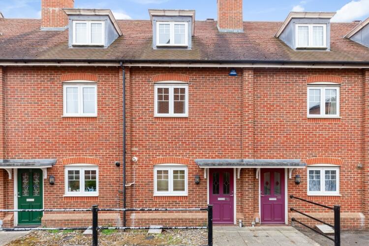 3 bed Mid Terraced House for rent in Abingdon-on-Thames. From Finders Keepers - Abingdon 3 bed Mid Terraced House for rent in Abingdon-on-Thames. From Finders Keepers - Abingdon
