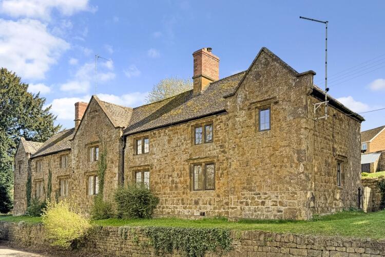 3 bed Cottage for rent in Broughton. From Finders Keepers - Banbury