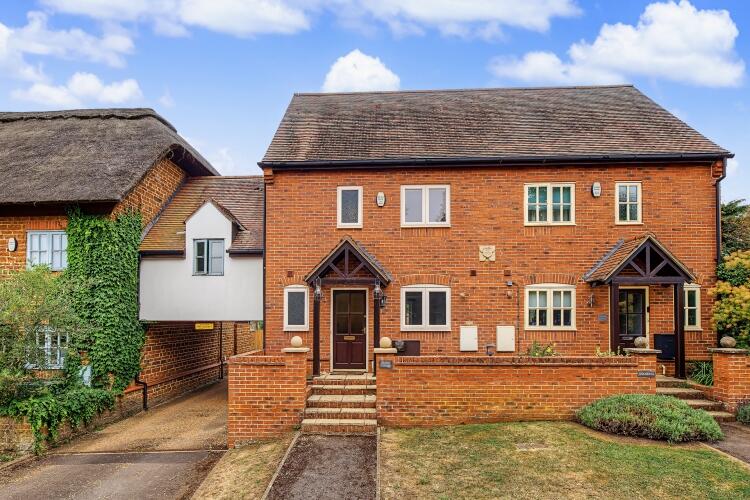 4 bed Link detached for rent in Hook Norton. From Finders Keepers - Banbury