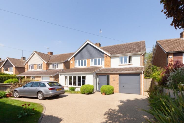 4 bed Detached for rent in Bloxham. From Finders Keepers - Banbury 4 bed Detached for rent in Bloxham. From Finders Keepers - Banbury