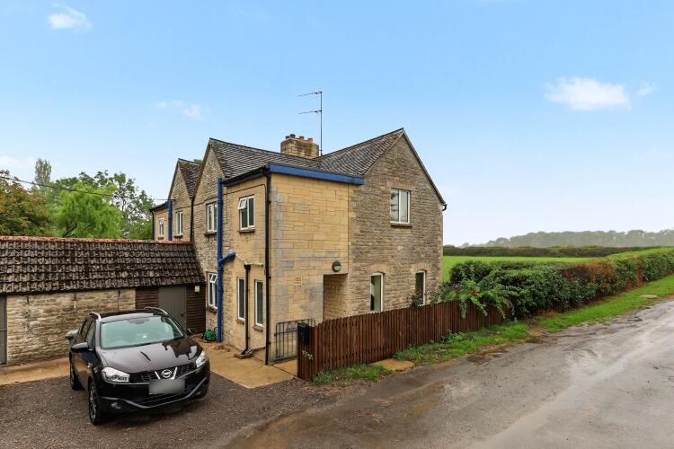 3 bed Cottage for rent in Stoke Lyne. From Finders Keepers - Banbury