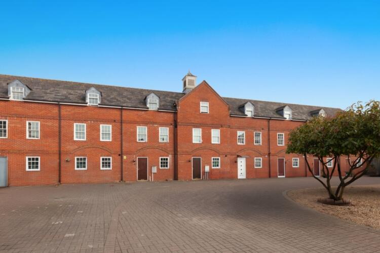 4 bed Mid Terraced House for rent in Banbury. From Finders Keepers - Banbury