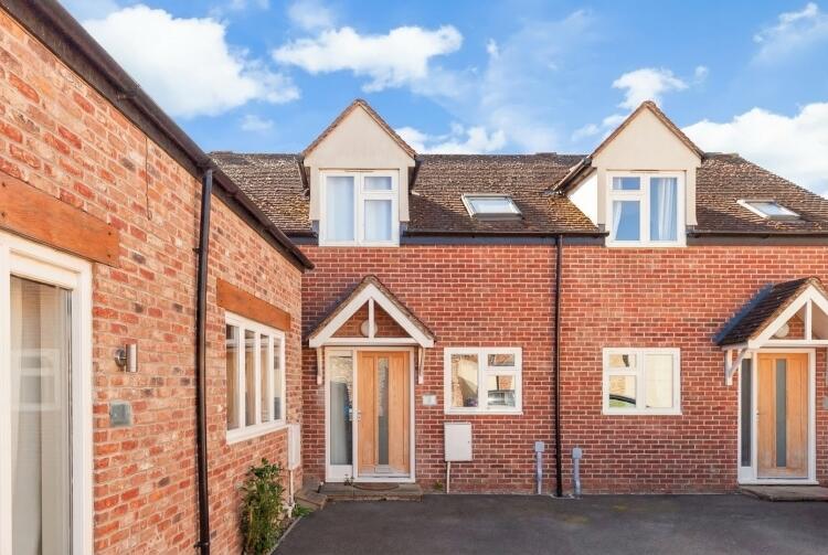 2 bed Semi Detached for rent in Bicester. From Finders Keepers - Bicester