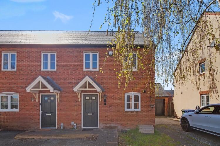 2 bed End of Terrace for rent in Bicester. From Finders Keepers - Bicester