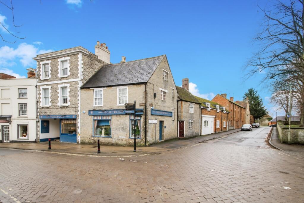 2 bed Apartment for rent in Bicester. From Finders Keepers - Bicester