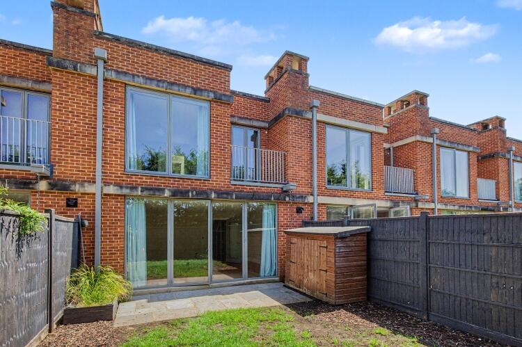 3 bed Mid Terraced House for rent in Stratton Audley. From Finders Keepers - Bicester