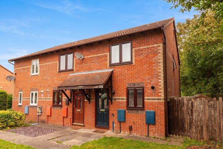 2 bed End of Terrace for rent in Bicester. From Finders Keepers - Bicester 2 bed End of Terrace for rent in Bicester. From Finders Keepers - Bicester