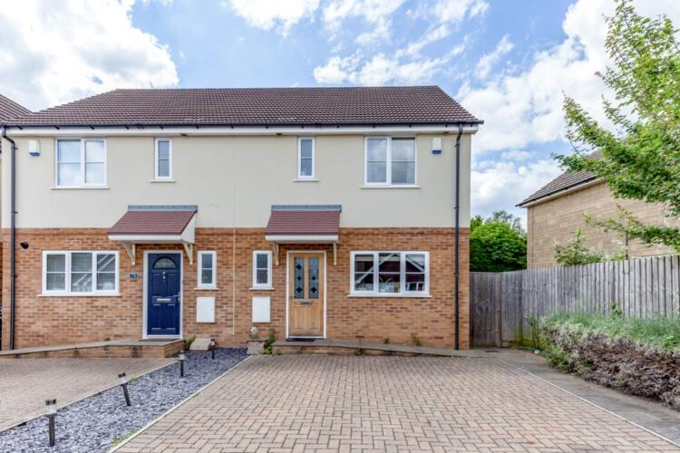 3 bed Semi Detached for rent in Bicester. From Finders Keepers - Bicester
