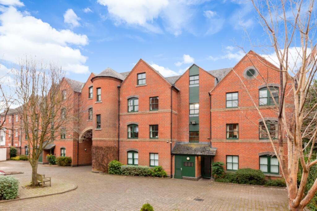 2 bed Apartment for rent in Oxford. From Finders Keepers - Central Oxford