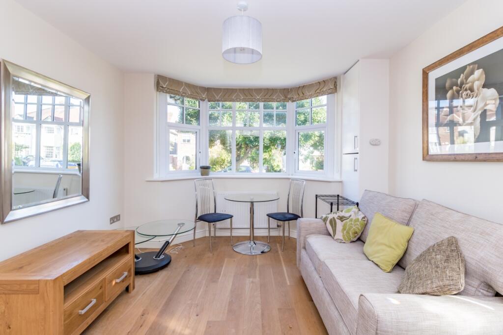 1 bed Apartment for rent in Wolvercote. From Finders Keepers - North Oxford