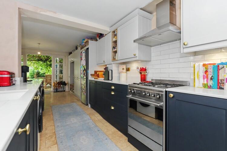3 bed Semi Detached for rent in Wolvercote. From Finders Keepers - North Oxford 3 bed Semi Detached for rent in Wolvercote. From Finders Keepers - North Oxford
