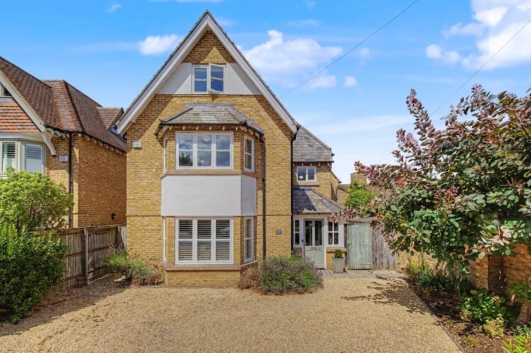 5 bed Detached for rent in Wolvercote. From Finders Keepers - North Oxford 5 bed Detached for rent in Wolvercote. From Finders Keepers - North Oxford