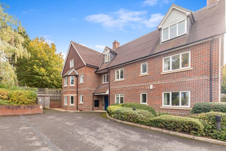 2 bed Apartment for rent in Chawley. From Finders Keepers - North Oxford