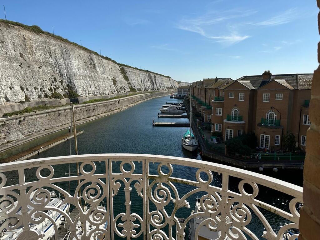 2 bed Apartment for rent in Ovingdean. From H2o Homes - Brighton