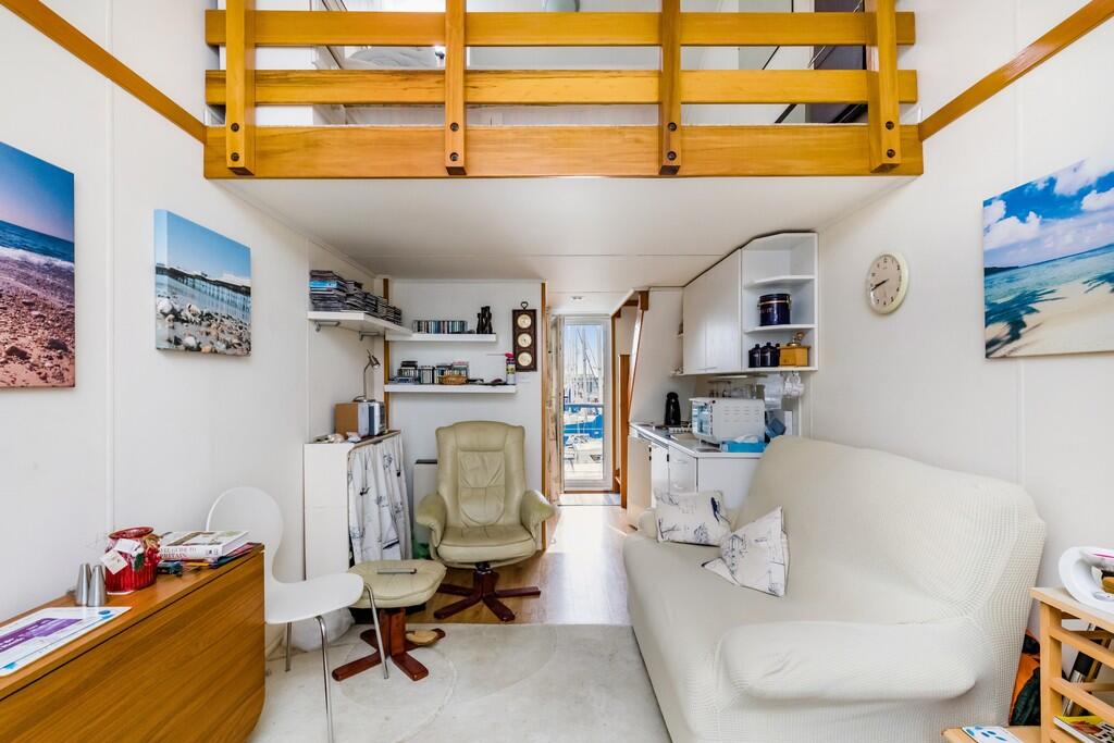 4 bed Studio for rent in Ovingdean. From H2o Homes - Brighton 4 bed Studio for rent in Ovingdean. From H2o Homes - Brighton