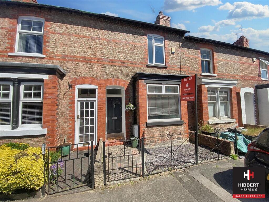 2 bed Mid Terraced House for rent in Altrincham. From Hibbert Homes - Hale