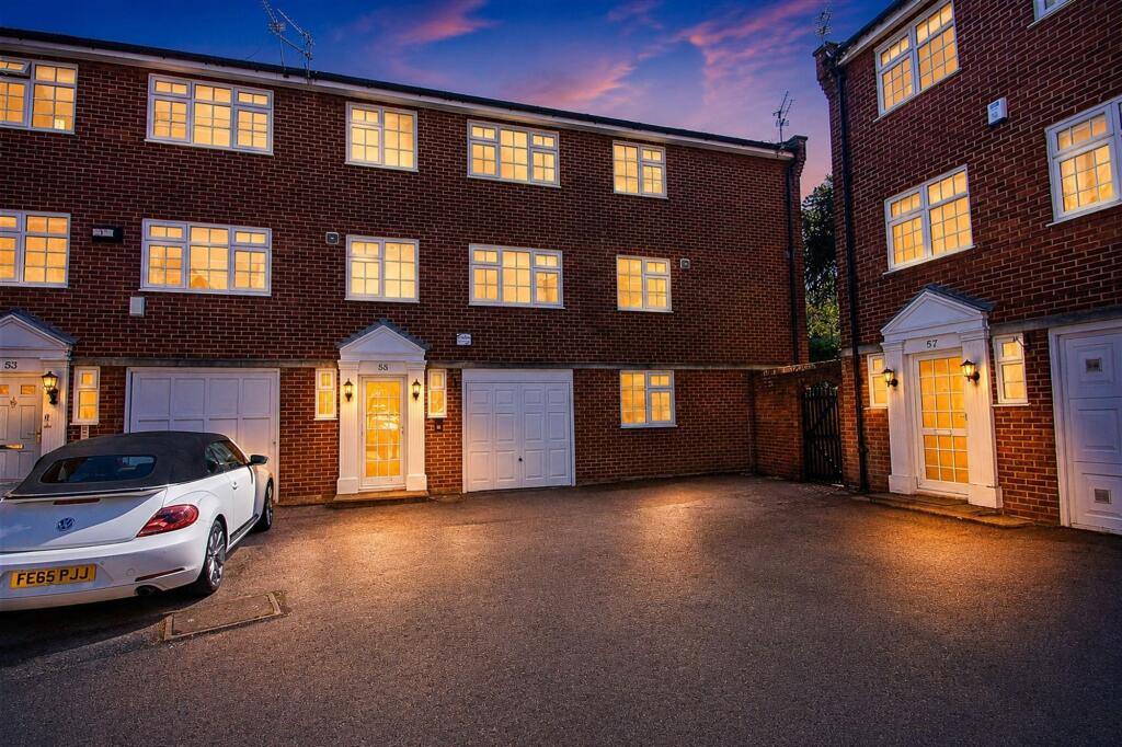 4 bed Detached for rent in Altrincham. From Hibbert Homes - Hale