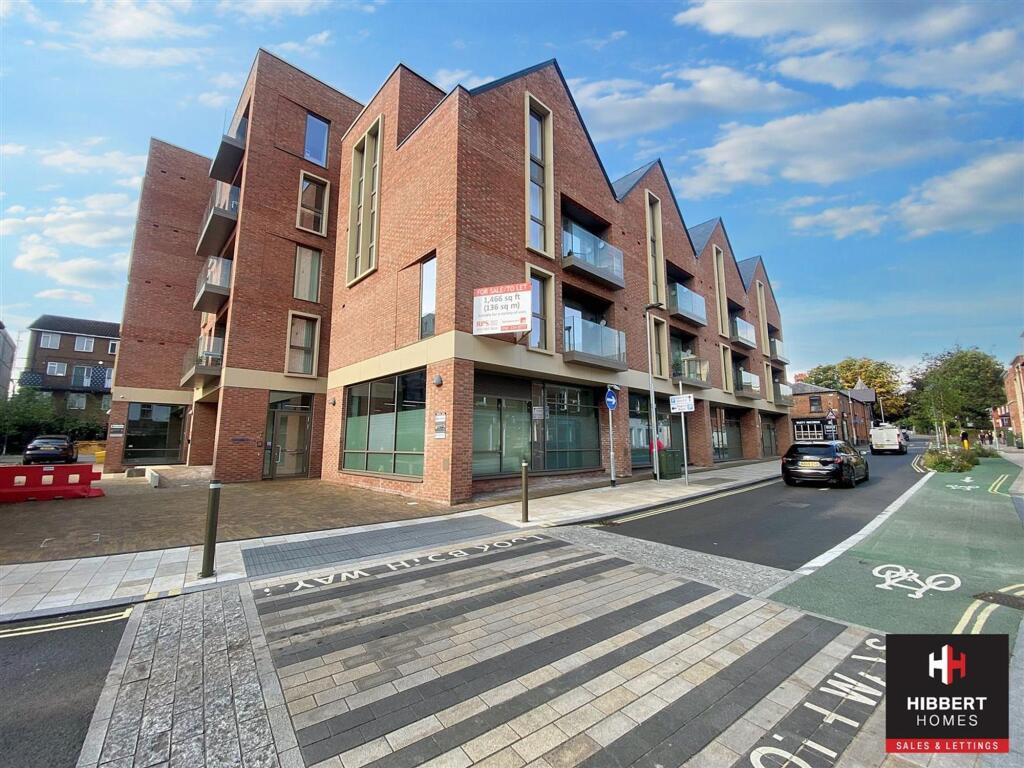 3 bed 1st Floor Flat for rent in Altrincham. From Hibbert Homes - Hale