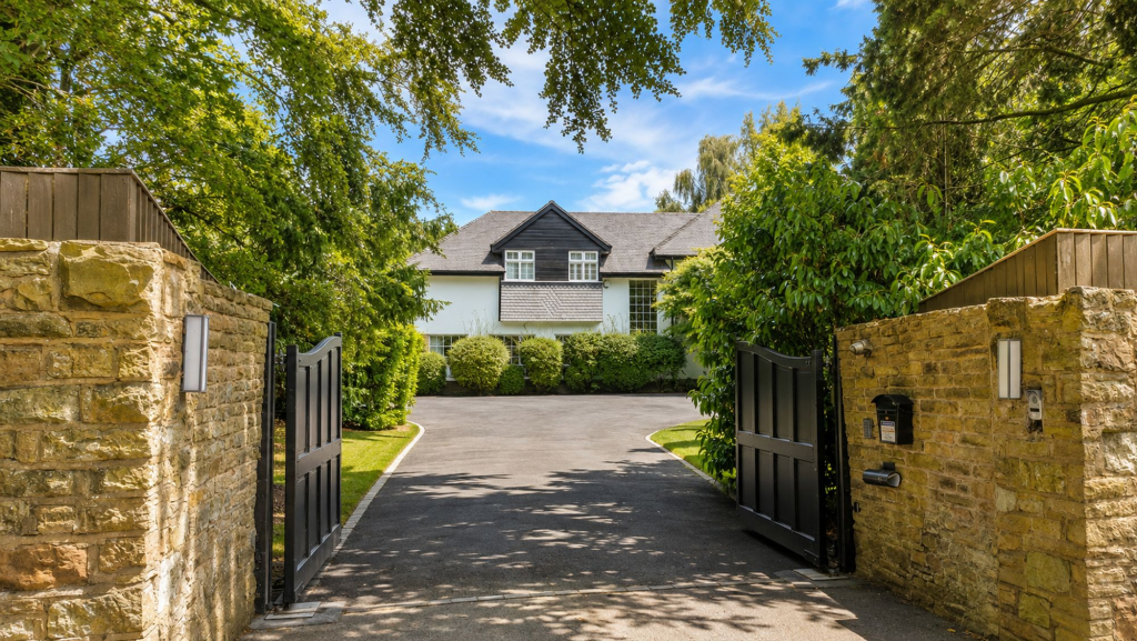7 bed Detached for rent in Mere. From Hibbert Homes - Hale 7 bed Detached for rent in Mere. From Hibbert Homes - Hale