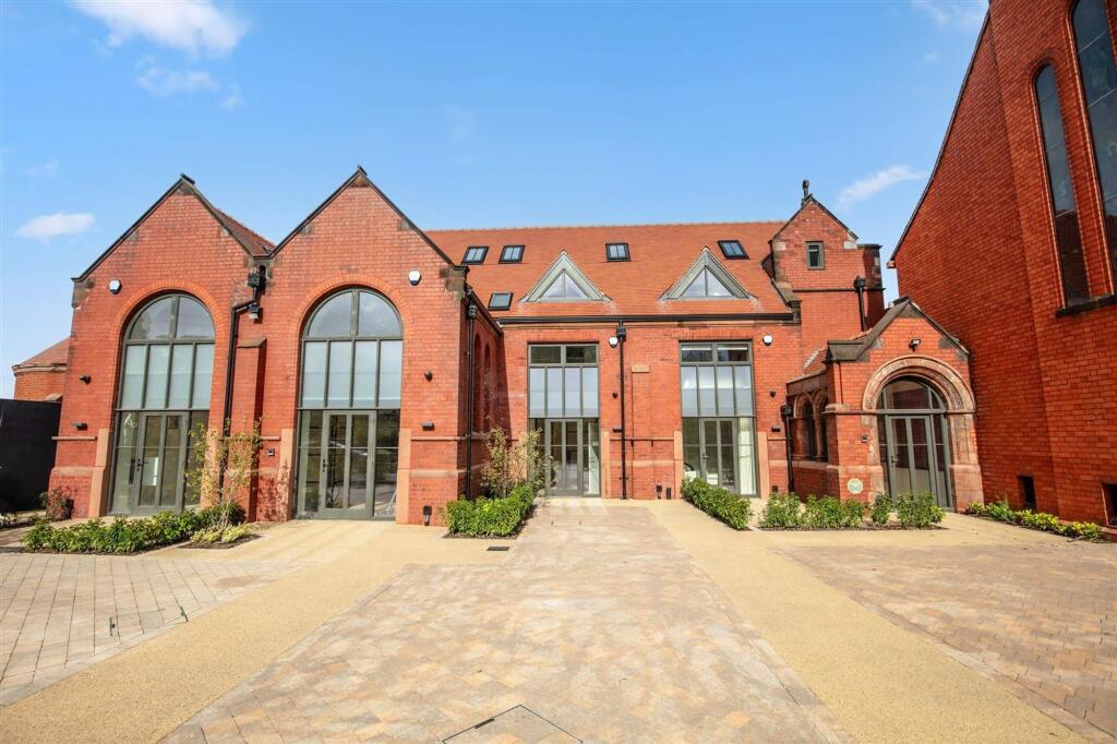3 bed Town House for rent in Hale. From Hibbert Homes - Hale 3 bed Town House for rent in Hale. From Hibbert Homes - Hale