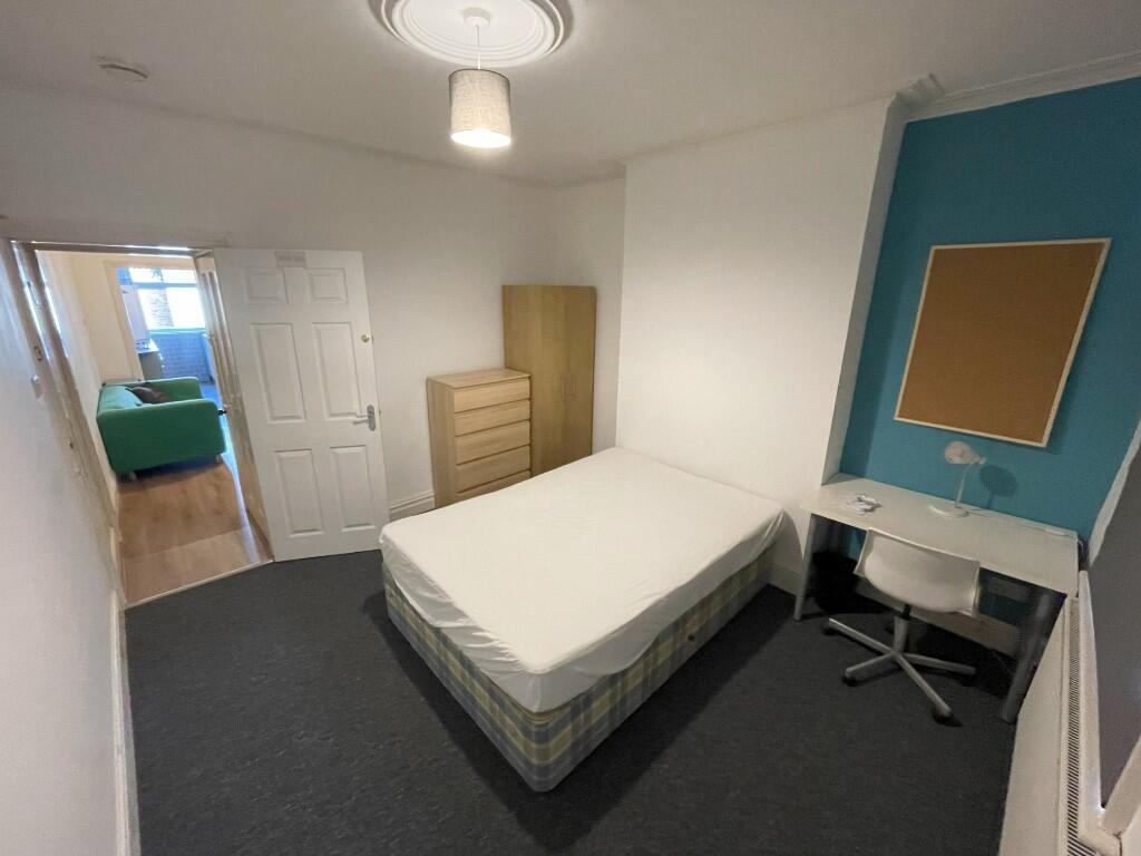 4 bed Mid Terraced House for rent in Derby. From Key Properties - Derby