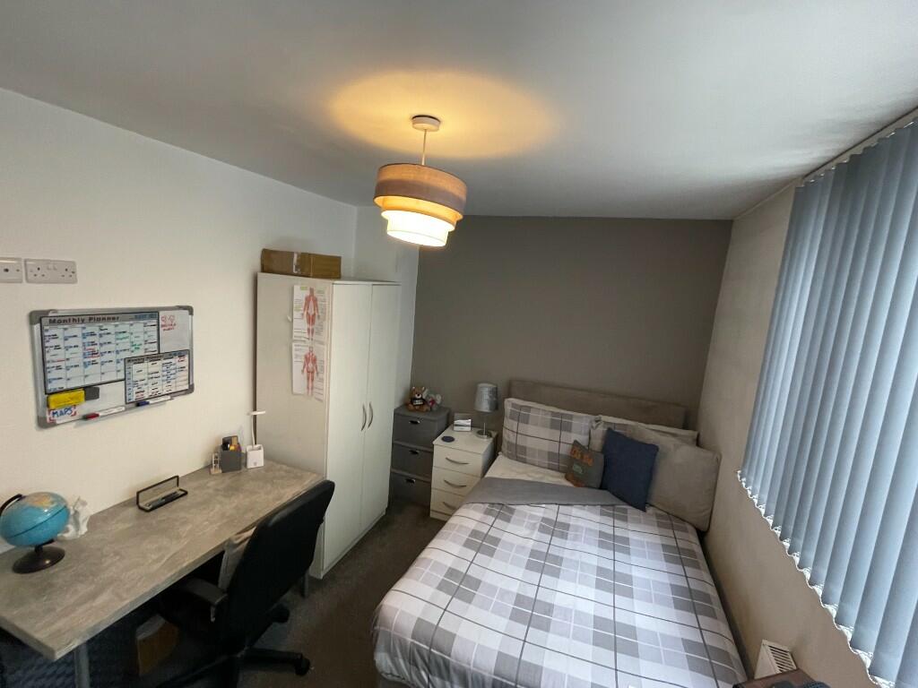 4 bed Town House for rent in Derby. From Key Properties - Derby