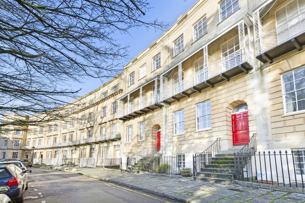 1 bed 1st Floor Flat for rent in Leigh Woods. From Sarah Kenny Residential Lettings - Bristol