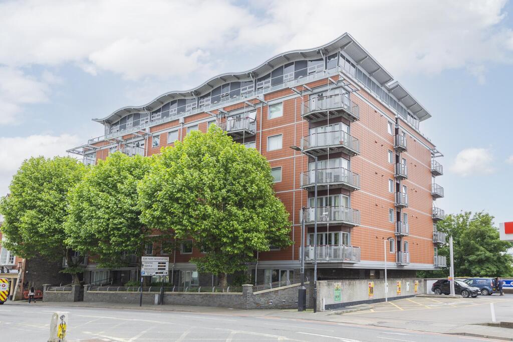 2 bed 1st Floor Flat for rent in Bristol. From Sarah Kenny Residential Lettings - Bristol