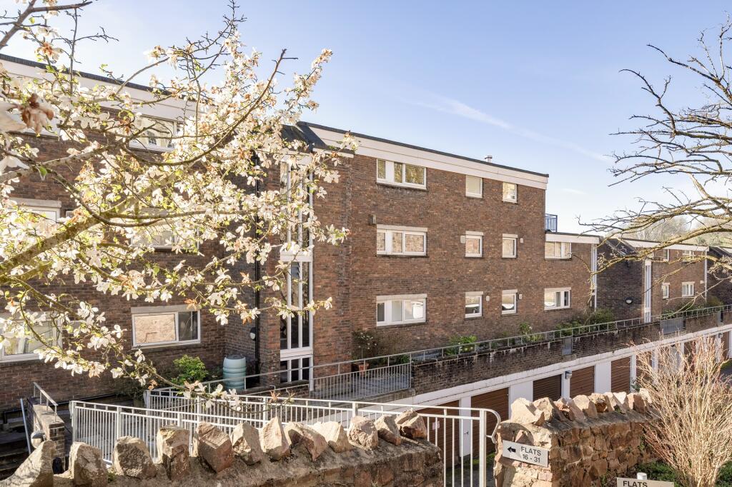 2 bed 1st Floor Flat for rent in Leigh Woods. From Sarah Kenny Residential Lettings - Bristol 2 bed 1st Floor Flat for rent in Leigh Woods. From Sarah Kenny Residential Lettings - Bristol