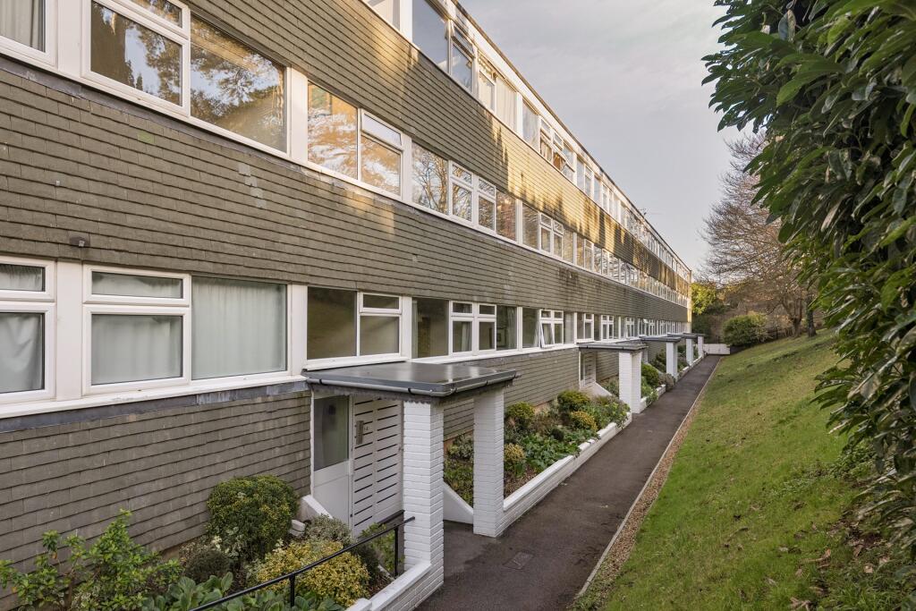 2 bed 1st Floor Flat for rent in Leigh Woods. From Sarah Kenny Residential Lettings - Bristol