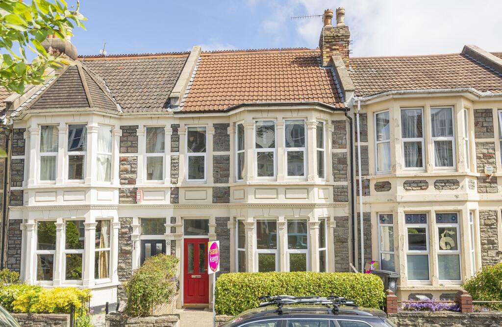 4 bed Mid Terraced House for rent in Bristol. From Sarah Kenny Residential Lettings - Bristol