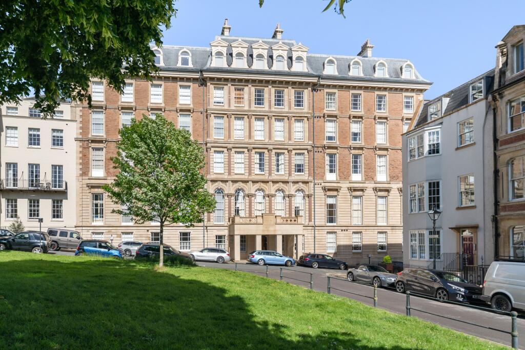 2 bed Apartment for rent in Leigh Woods. From Sarah Kenny Residential Lettings - Bristol