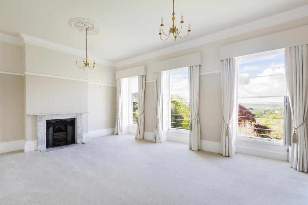 2 bed 1st Floor Flat for rent in Leigh Woods. From Sarah Kenny Residential Lettings - Bristol