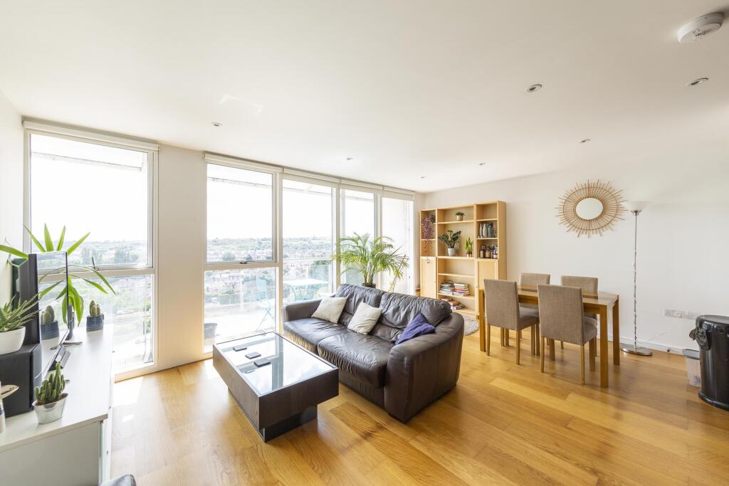 2 bed Apartment for rent in Ashton Vale. From Sarah Kenny Residential Lettings - Bristol