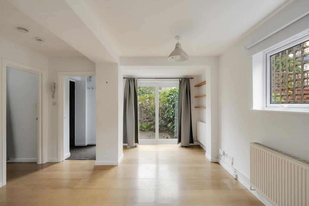 1 bed 1st Floor Flat for rent in Bristol. From Sarah Kenny Residential Lettings - Bristol 1 bed 1st Floor Flat for rent in Bristol. From Sarah Kenny Residential Lettings - Bristol
