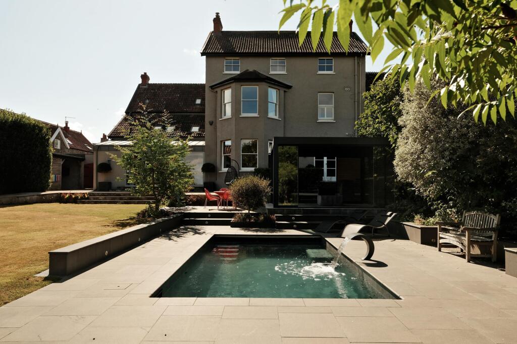 6 bed Detached for rent in Abbots Leigh. From Sarah Kenny Residential Lettings - Bristol 6 bed Detached for rent in Abbots Leigh. From Sarah Kenny Residential Lettings - Bristol