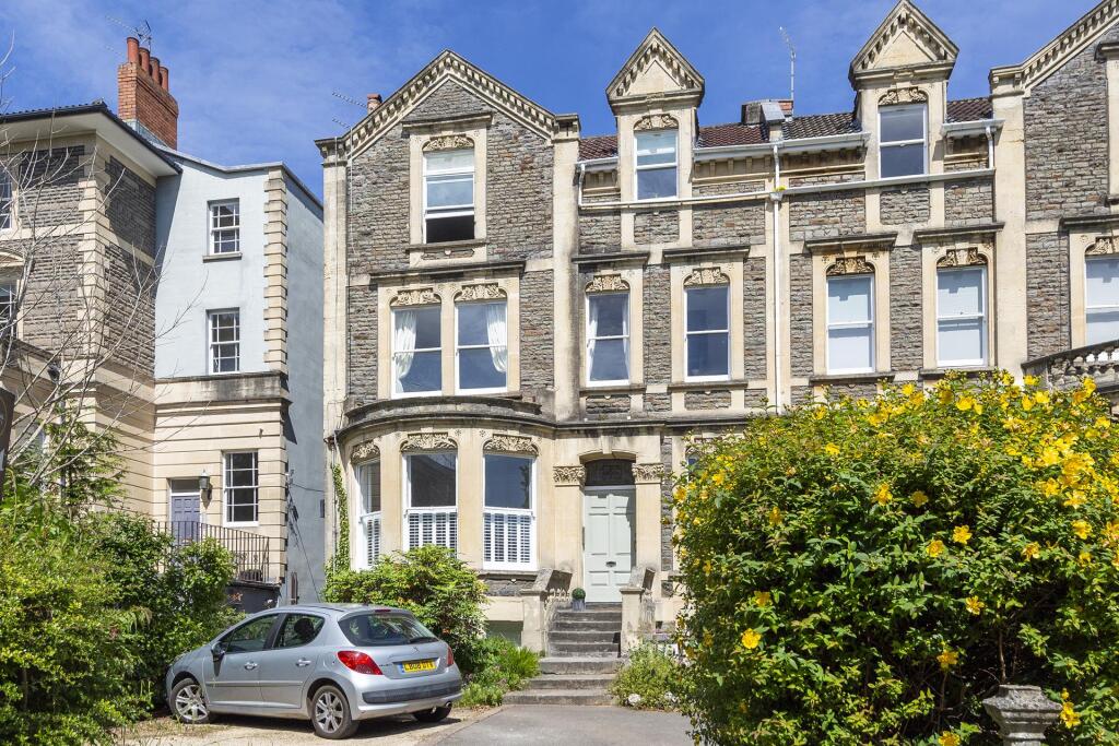 2 bed 1st Floor Flat for rent in Leigh Woods. From Sarah Kenny Residential Lettings - Bristol 2 bed 1st Floor Flat for rent in Leigh Woods. From Sarah Kenny Residential Lettings - Bristol