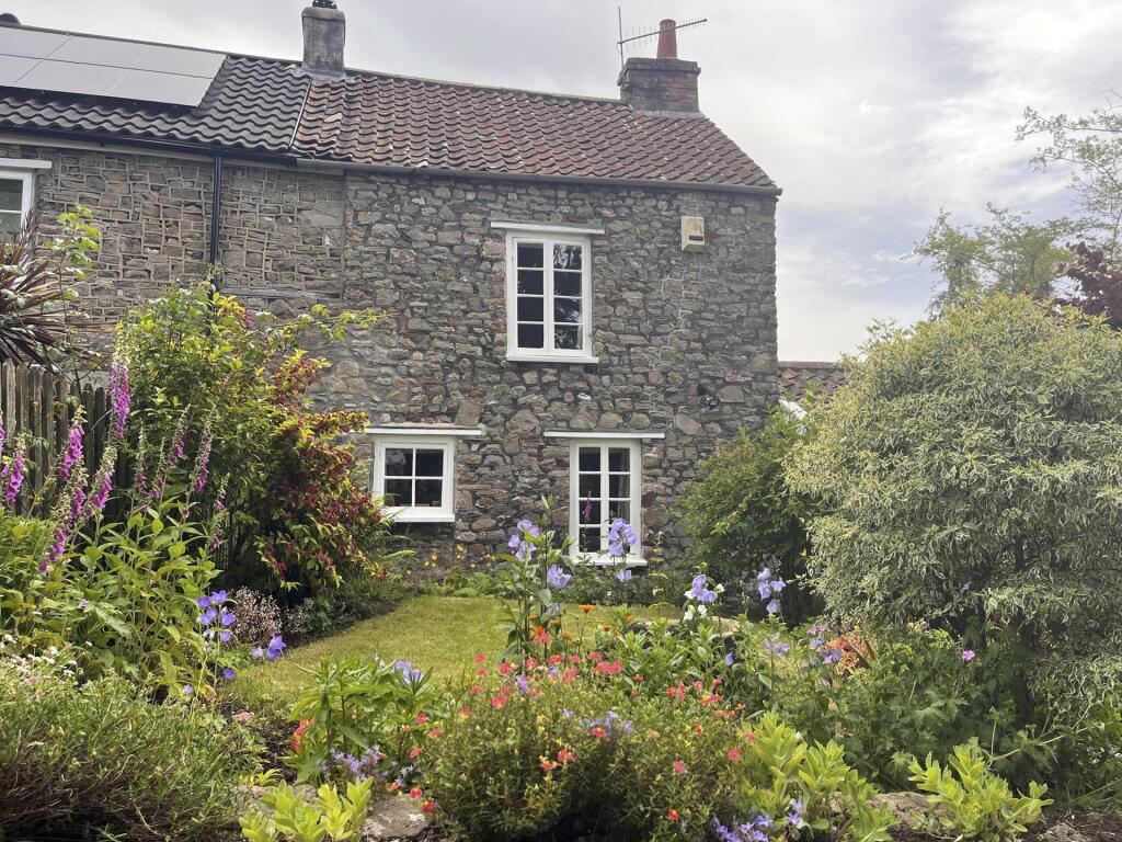 2 bed Semi Detached for rent in Abbots Leigh. From Sarah Kenny Residential Lettings - Bristol 2 bed Semi Detached for rent in Abbots Leigh. From Sarah Kenny Residential Lettings - Bristol