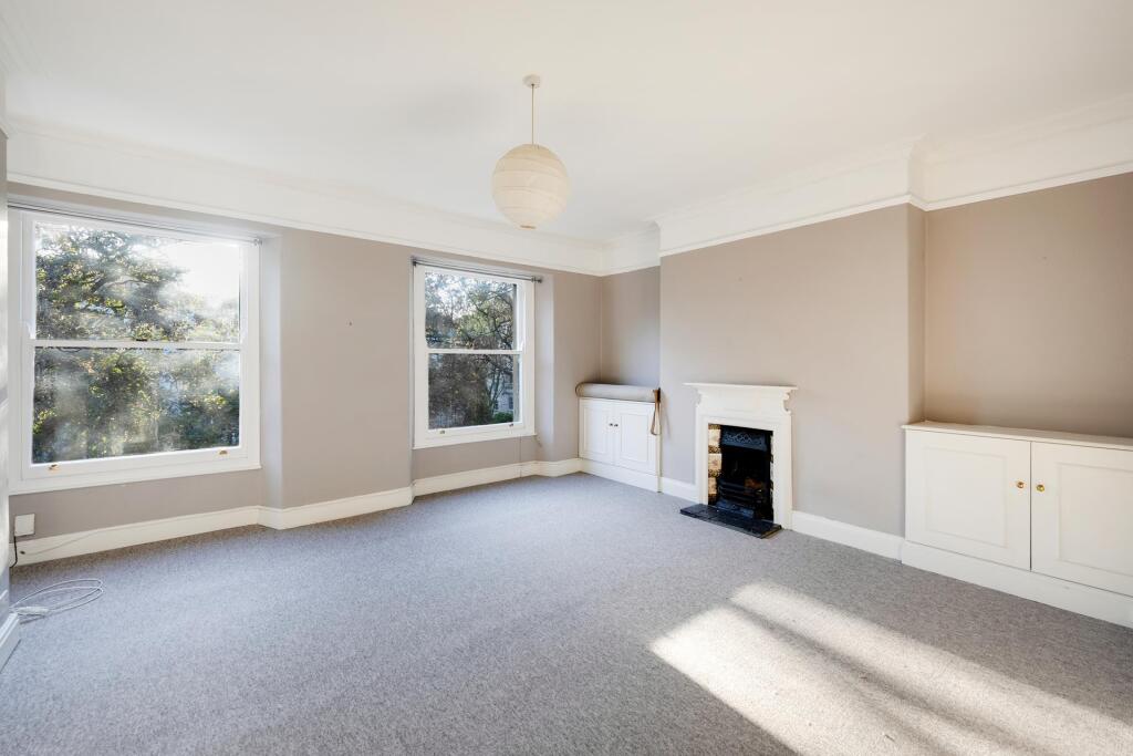 2 bed 1st Floor Flat for rent in Leigh Woods. From Sarah Kenny Residential Lettings - Bristol