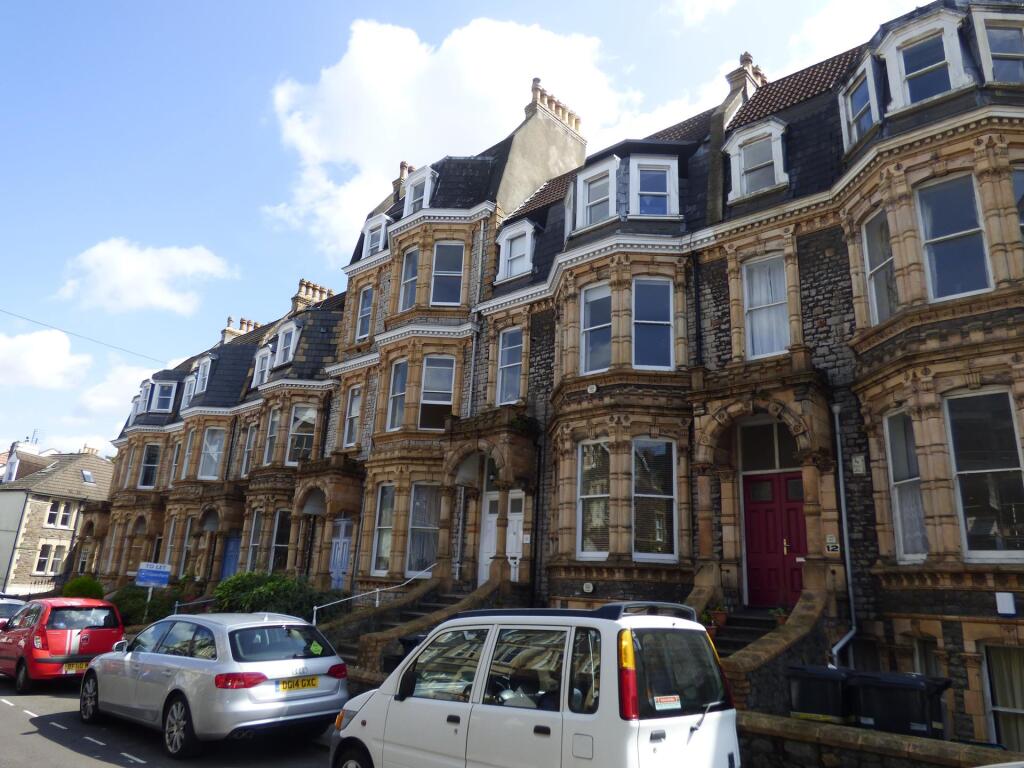 2 bed 1st Floor Flat for rent in Leigh Woods. From Sarah Kenny Residential Lettings - Bristol 2 bed 1st Floor Flat for rent in Leigh Woods. From Sarah Kenny Residential Lettings - Bristol
