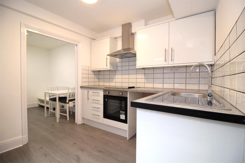 1 bed 1st Floor Flat for rent in Stoughton. From Set To Let - Leicester