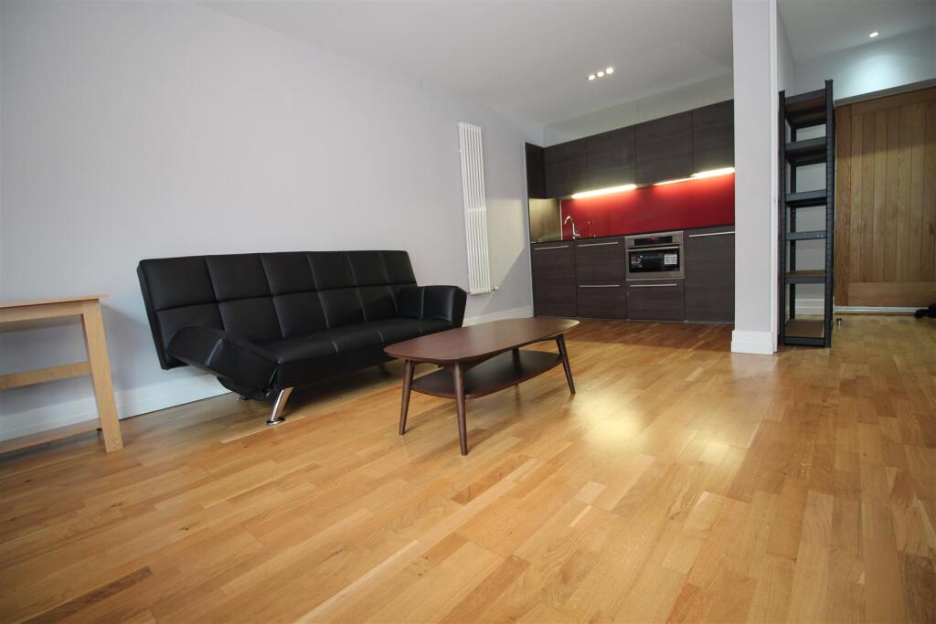 1 bed Apartment for rent in Leicester. From Set To Let - Leicester