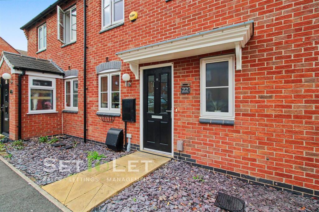 3 bed Mid Terraced House for rent in Leicester. From Set To Let - Leicester
