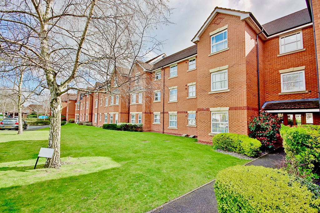 2 bed Apartment for rent in Worcester. From Shelton & Lines - Worcester